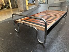Chromstahl Chrom Edelstahl Bett evtl. Embru selten Vintage