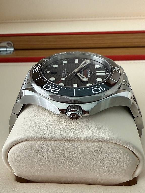 Omega Orologi: Omega Seamaster Diver 300 – Usato da Zürich venduto da timeio-swapwatch 4
