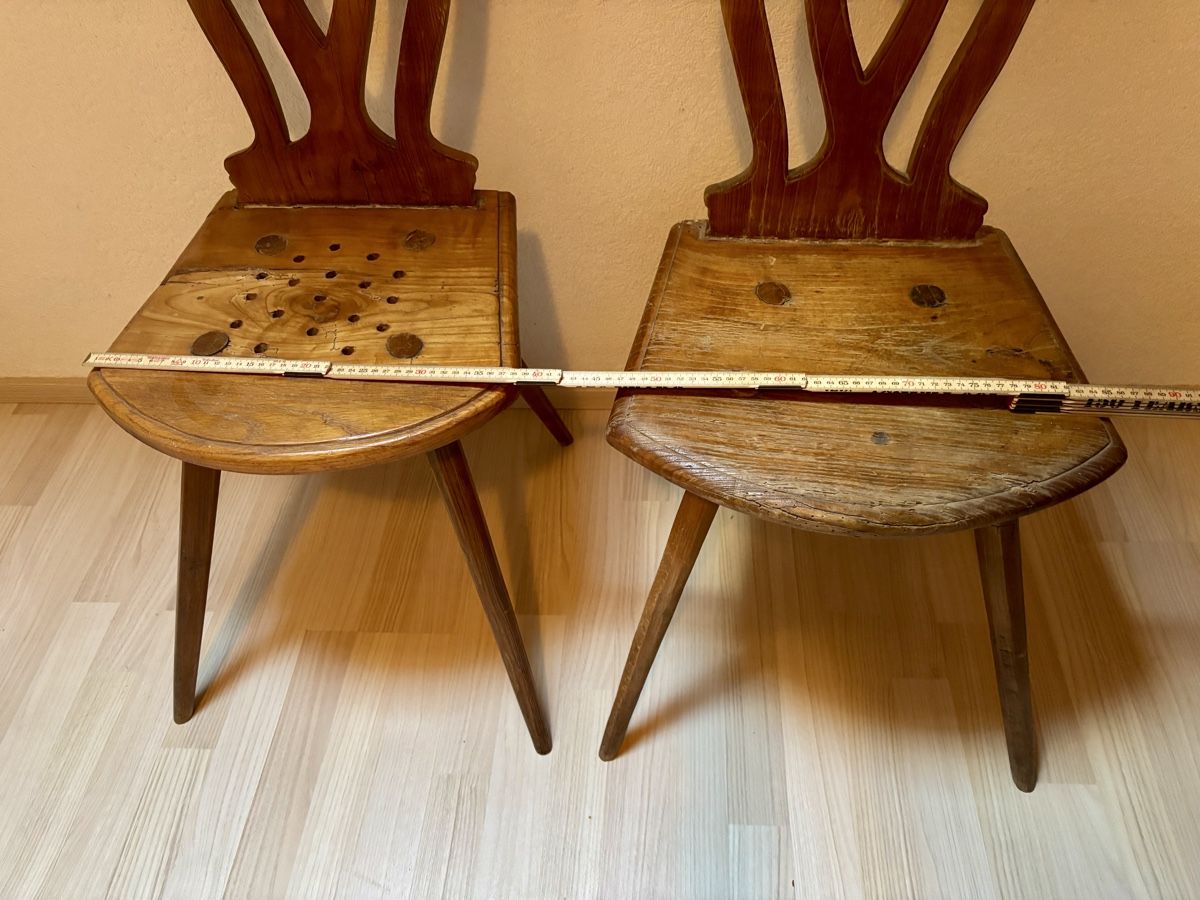 Chaises: Stühle Stabellen Holz antik – Défectueux à Gündisau par yuma06 3