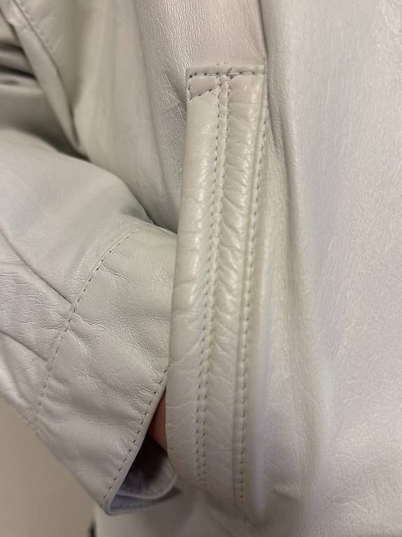 Giacche: Blouson cuir blanc vintage – Usato da Le Cerneux-Veusil venduto da Maraud01 3