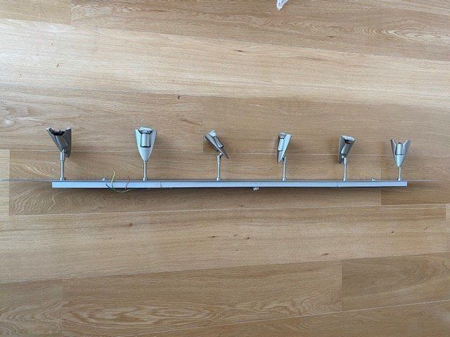 Lampadari & plafoniere: Halogen-Deckenlampe mit 6 beweglichen Strahlern – Usato da Stäfa venduto da a9uzel 1