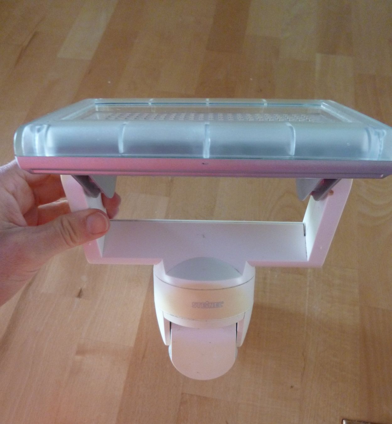Steinel Lampade: LED Strahler Aussenlampe  STEINEL – Usato da Dättlikon venduto da Mamakuga
