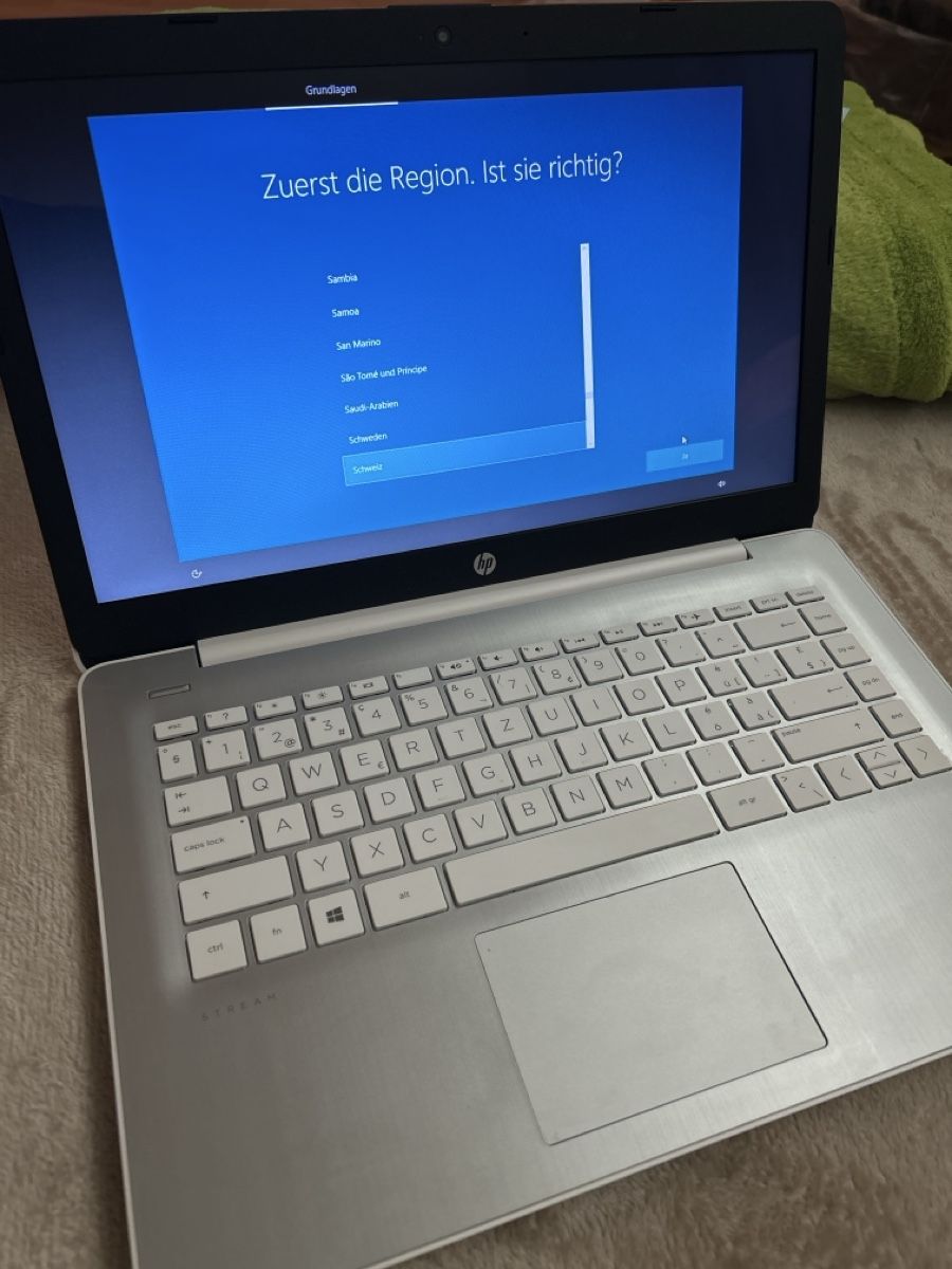 Hewlett Packard Notebook: HP Laptop inkl. Ladekabel – Usato da St. Gallen venduto da MoMaMu12 2