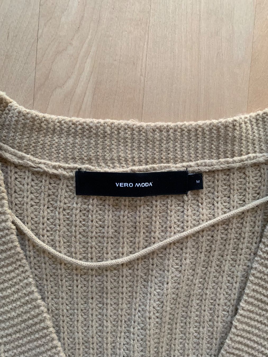 Pullover & Sweatshirts: Strickjacke – Gebraucht aus Ennetbaden von usemiste 2