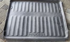 Peugeot 5008 2009-2016 Kofferraumwanne