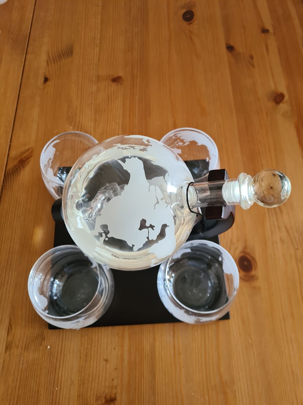 Bevande alcoliche: Hendrick's Gin Globus – Usato da Horw venduto da Mirii91 1