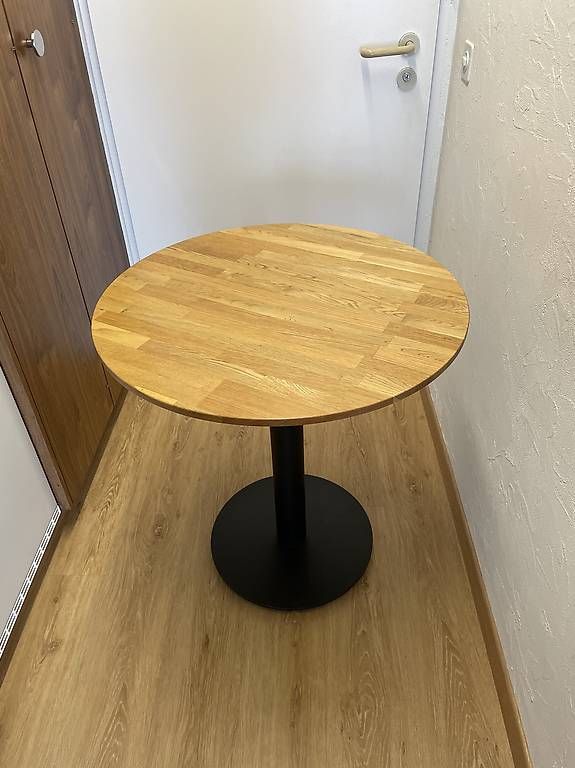Tavoli: Bistrotisch Holz, 70cm – Usato da Luzern venduto da -drums-