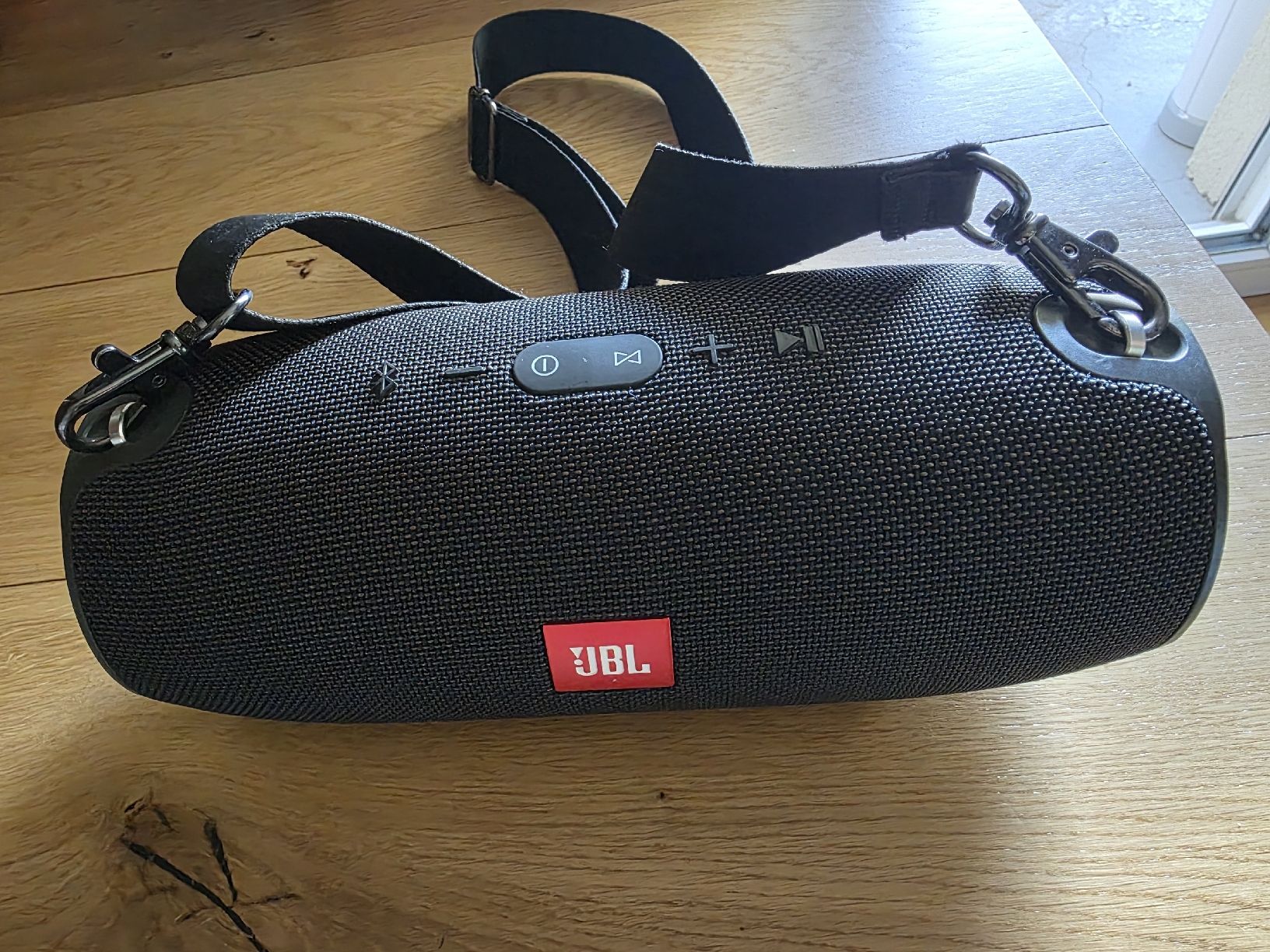 JBL Casse acustiche: JBL Xtreme tragbarer Bluetooth Lautsprecher schwarz – Usato da Benken SG venduto da JH2021