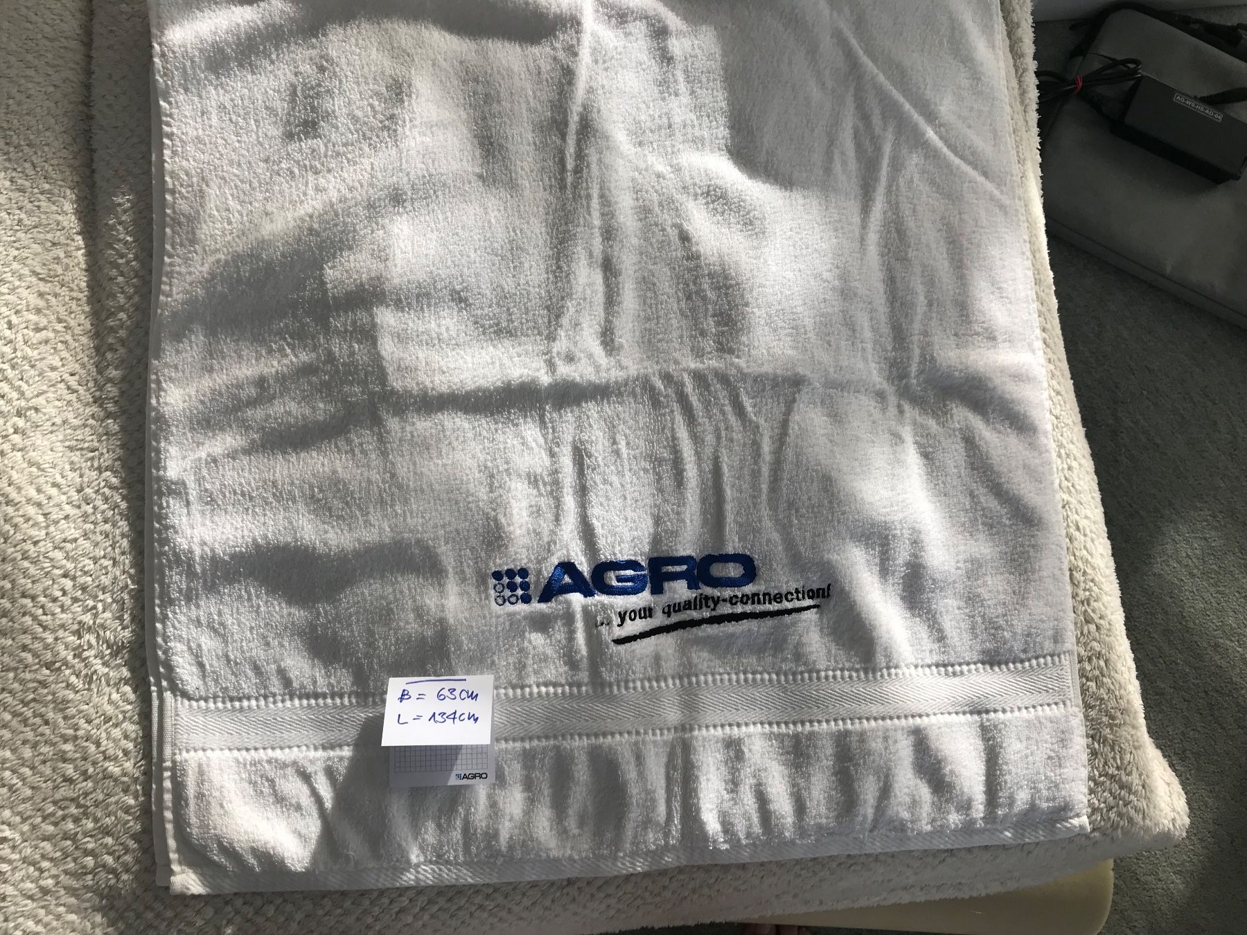 Teli da bagno: Badetuch neu 63x174cm – Nuovo e nell'imballaggio originale da Niederteufen venduto da mix18