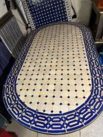 Mosaiktisch aus Marokko, oval, mit Metallgestell