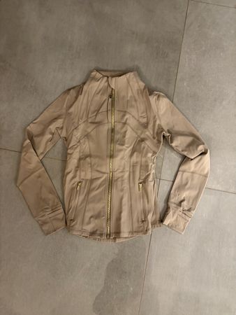 Lululemon Jacke Beige mit goldenem Reissverschluss