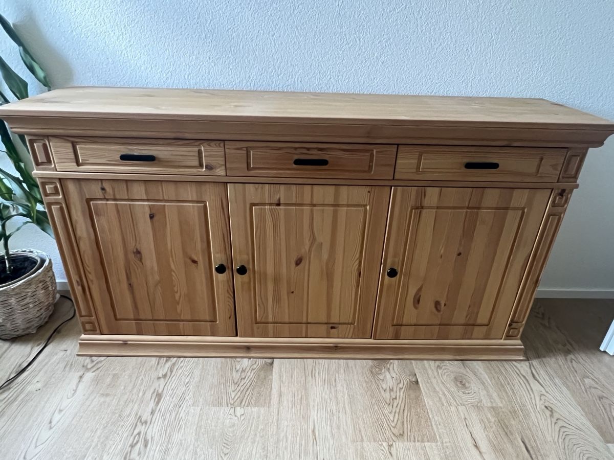 Credenze: Sideboard aus Massivholz – Nuovo (secondo la descrizione) da Ostermundigen venduto da tjo_wl29