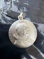 Medaille Papst Johannes XXIII Silberfarben 25 mm