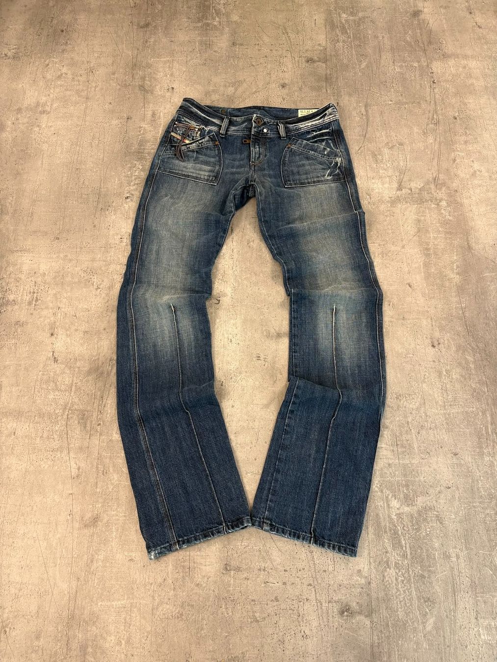 Diesel Jeans: Vintage Diesel Bootcut Jeans (M) – Neu (gemäss Beschreibung) aus Werdenberg von hase.vintage 1