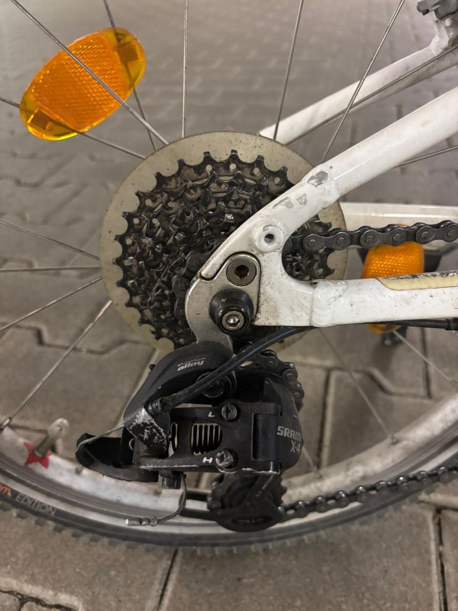 Woom Biciclette: Kinderfahrrad Woom 4 grün – Usato da Merenschwand venduto da Kkonradli 3