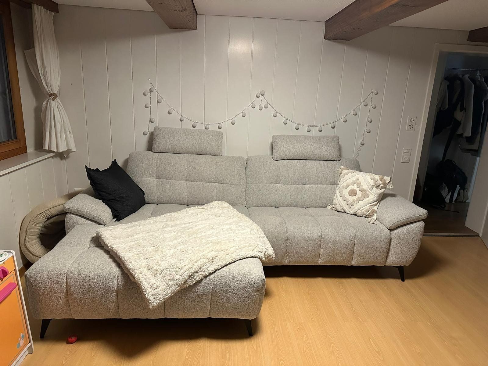 Divani: Ecksofa - Top Zustand, wie neu! – Usato da Hittnau venduto da guggeli90 2