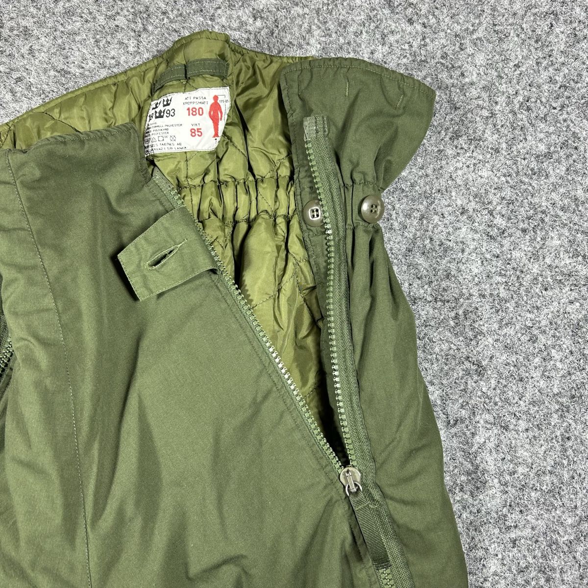 Pantaloni: Military pants – Usato da La Sagne NE venduto da Matlasape 3