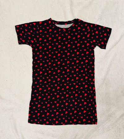 Pyjama Longshirt und Shorts schwarz mit roten Herzen, Gr. M
