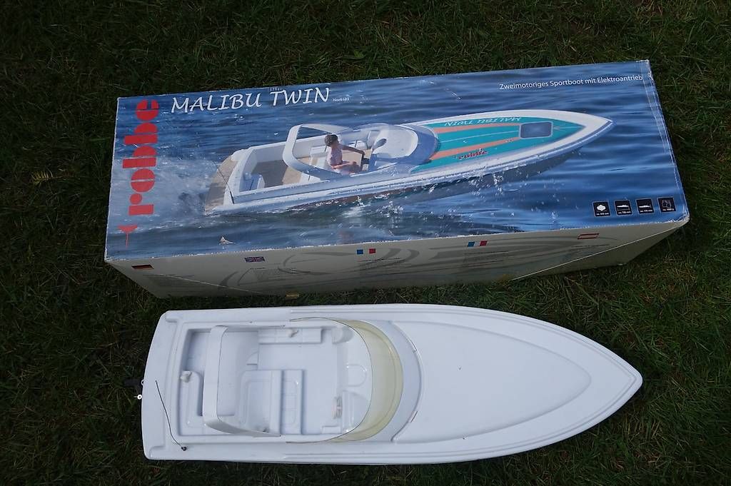 Robbe Modellismo RC: Ferngesteuertes Modellbau Boot – Usato da Schlieren venduto da EtienneGeistlich 1