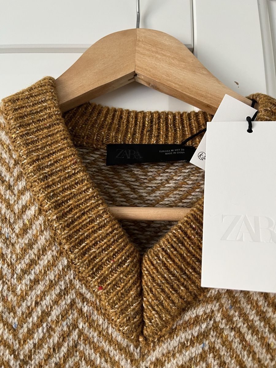 Zara Gilet & Giacche senza maniche: Aus 80% Wolle Weste – Nuovo e nell'imballaggio originale da Allschwil venduto da eyl_bb8q 1