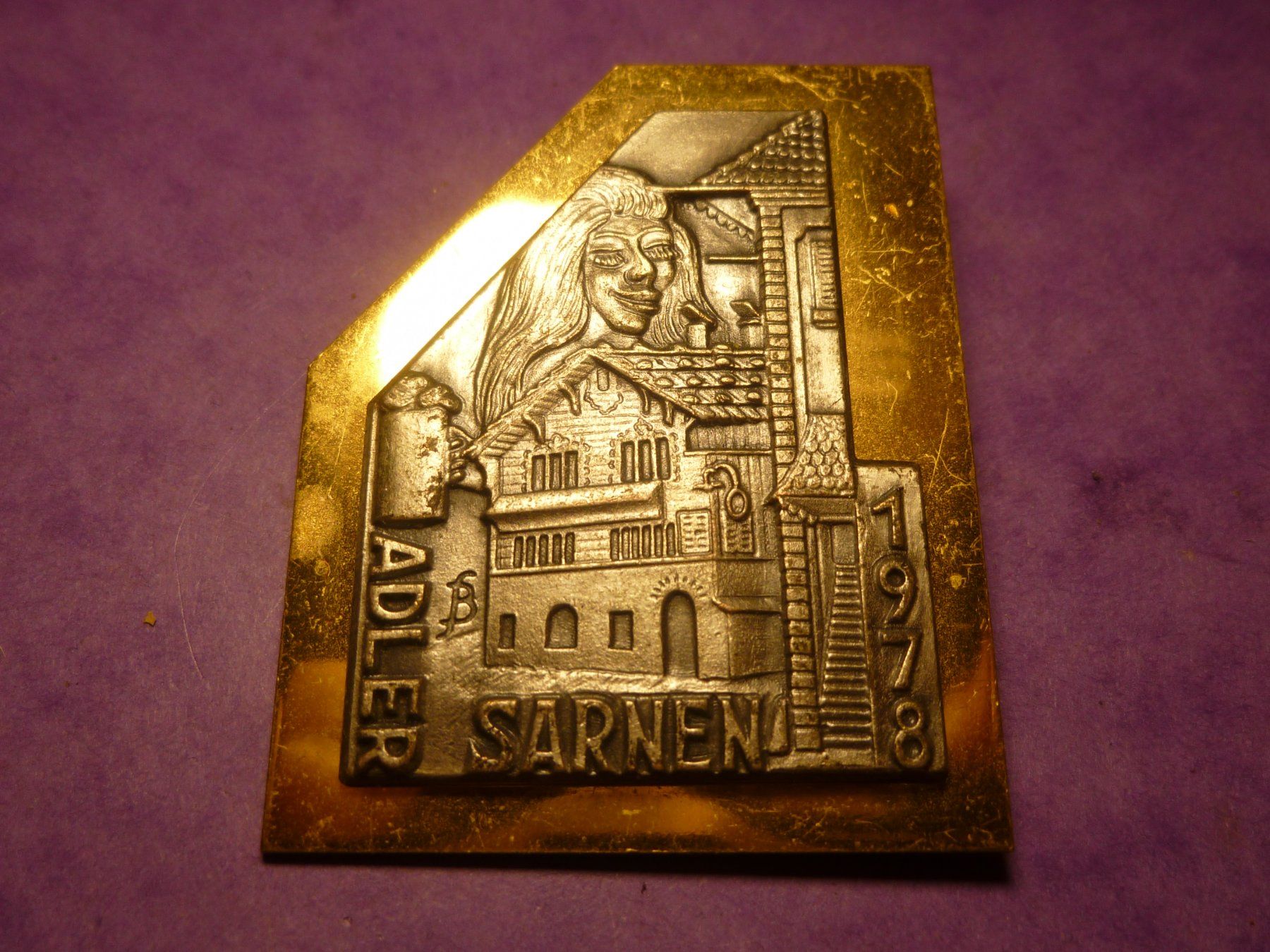 Placchette & Badge: SARNEN 1978 GOLD – Usato da Ried (Muotathal) venduto da Mandarin02