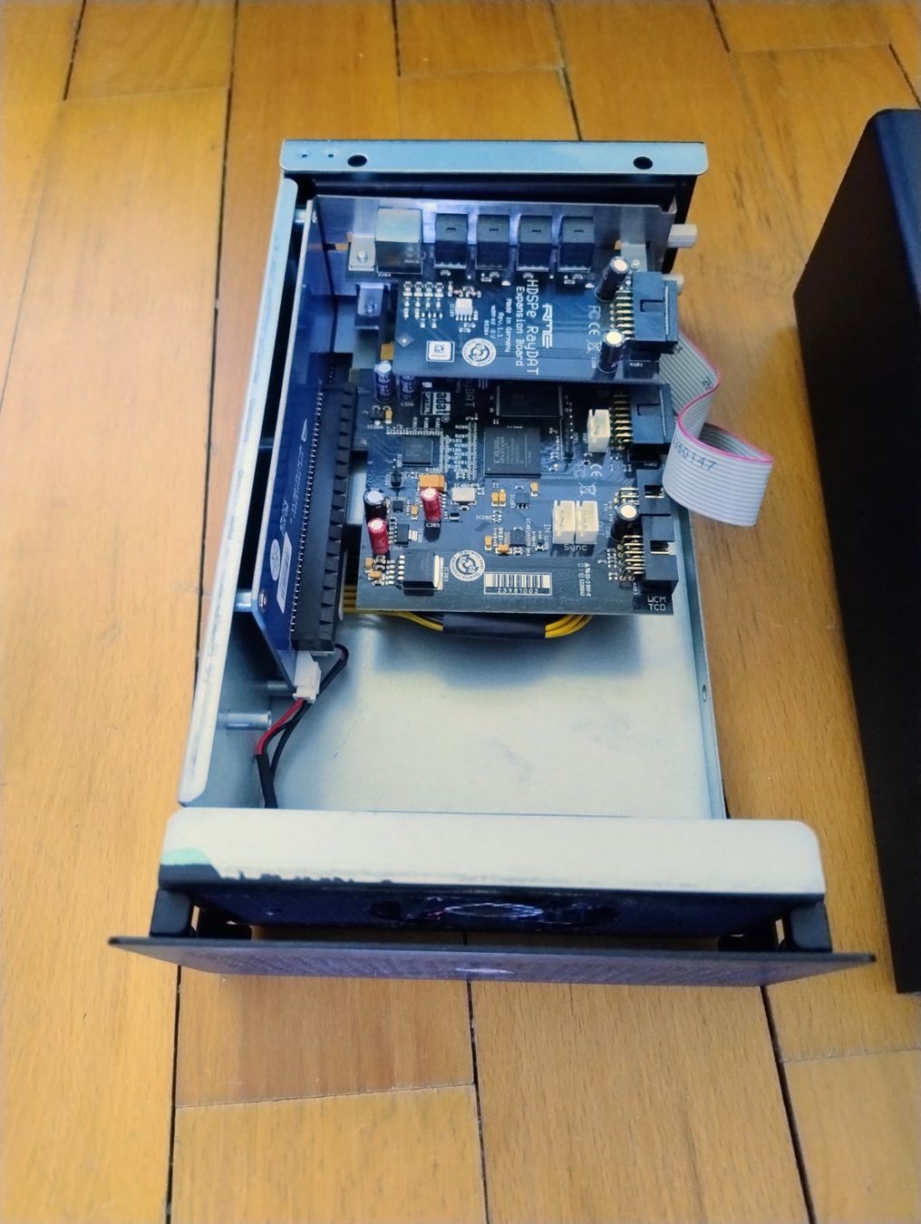 Attrezzatura per studi di registrazione: RME RayDat in ThunderBolt Gehäuse – Usato da Zürich venduto da Mario_S. 3