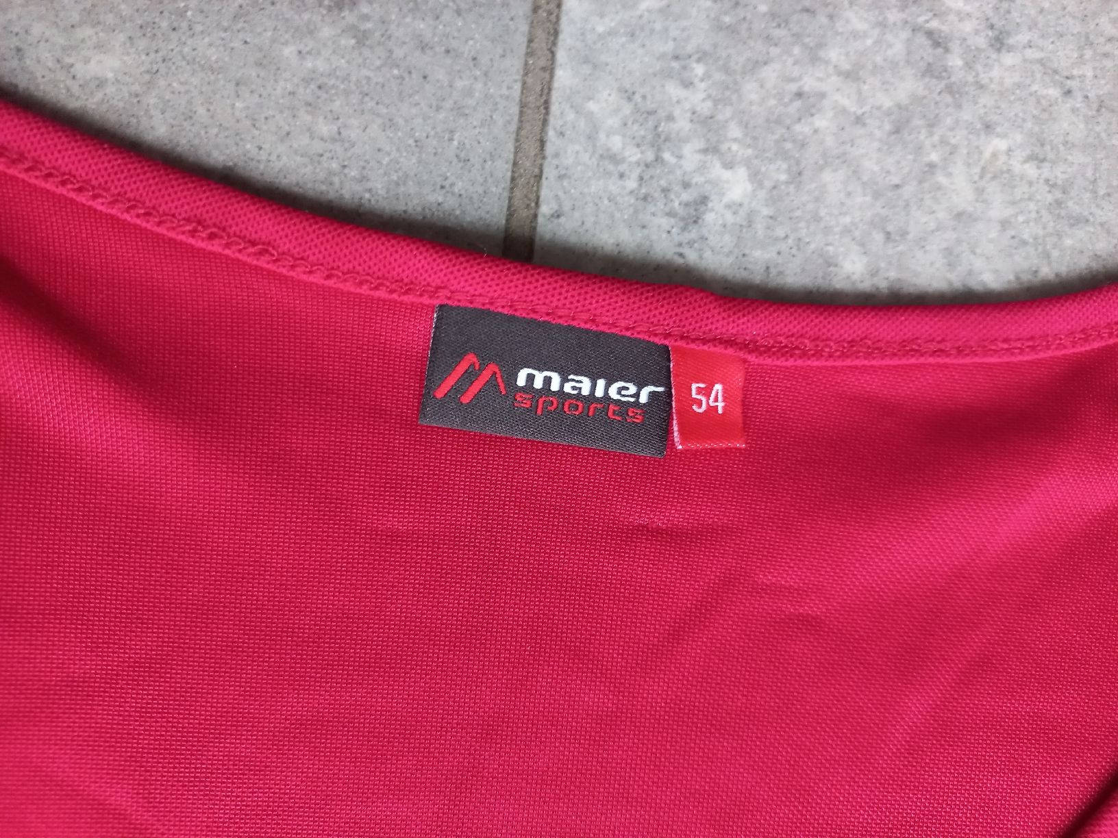 Tops: Funktionsshirt Gr. 54 ungetragen – Neu (gemäss Beschreibung) aus Oberuzwil von venditum. 1