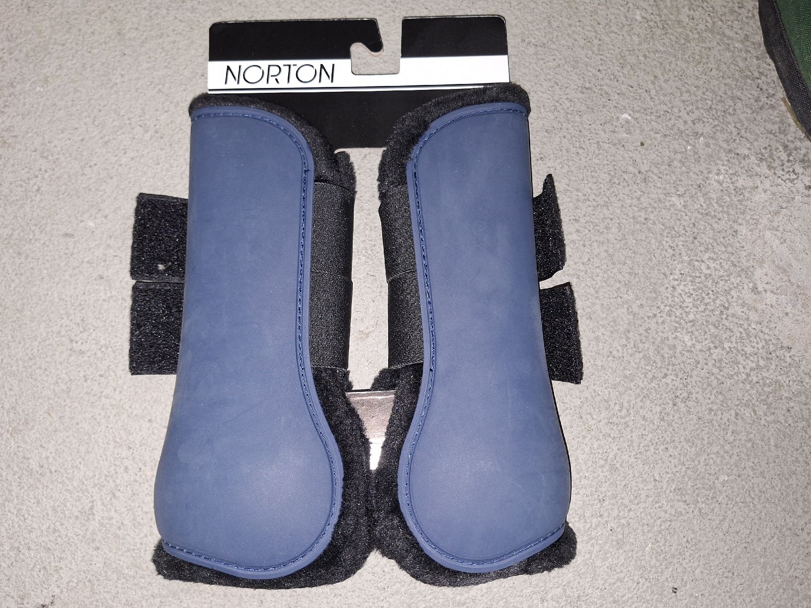 Stinchiere & Fasciature: Gamaschen mit Fleece, Full – Nuovo (secondo la descrizione) da Bad Ragaz venduto da ele_62tq 1