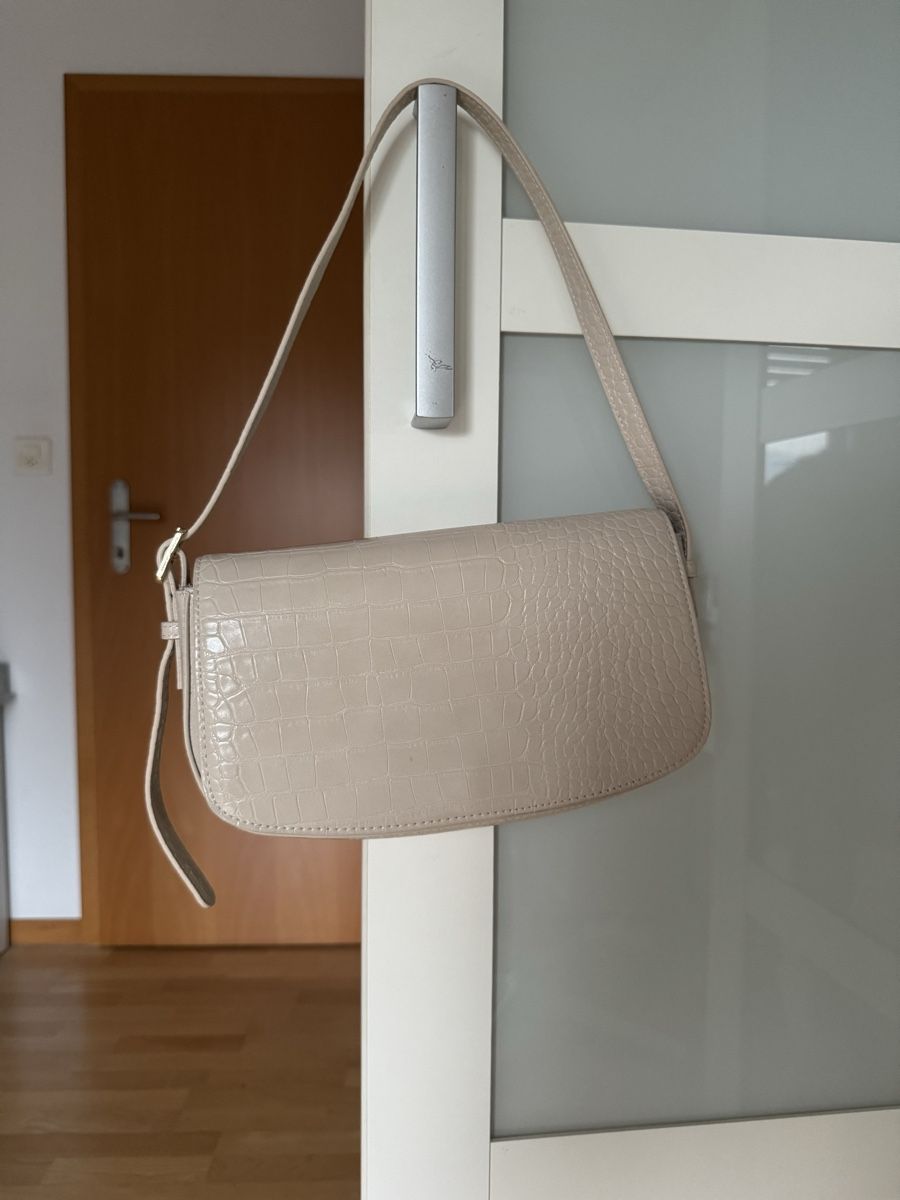 Borse da donna: Trendige Handtasche in Kroko-Optik – Nuovo (secondo la descrizione) da Marbach SG venduto da Noelia.La