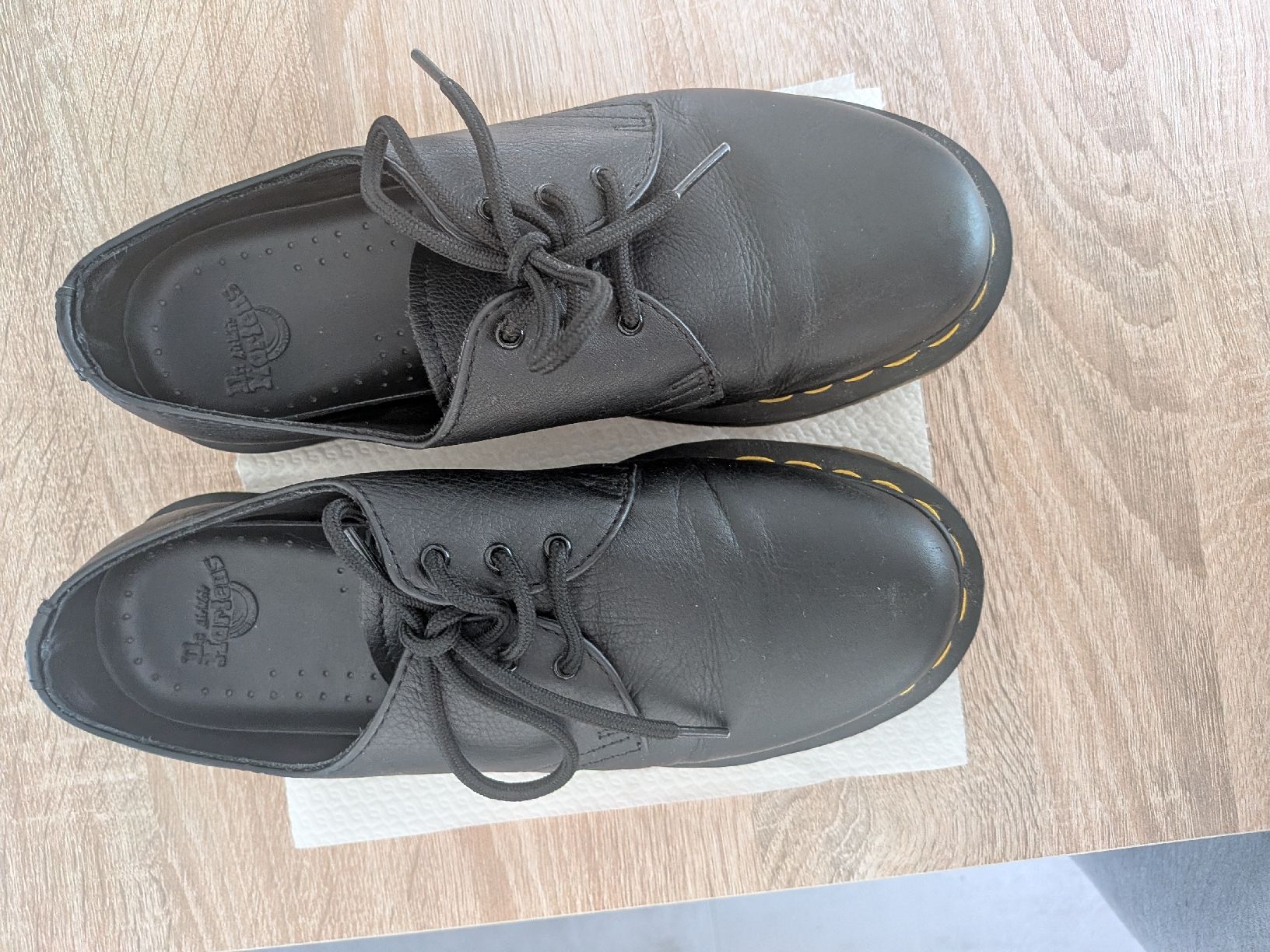 Dr. Martens Herrenschuhe: Dr. Martens  – Gebraucht aus Origlio von ott_x7z8 1