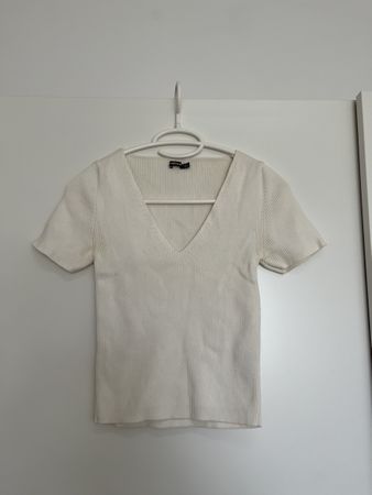 Stradivarius V neck Shirt weiss
