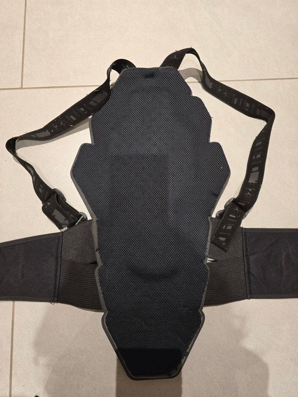 Dainese Protezioni & Imbottiture: Dainese Back Protector Soft – Usato da Fehraltorf venduto da buylow3000 2