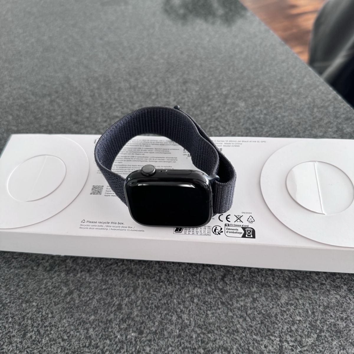 Apple Smartwatch: Apple Watch Series 10 Wifi 46mm – Nuovo (secondo la descrizione) da Hinwil venduto da norisenya 1