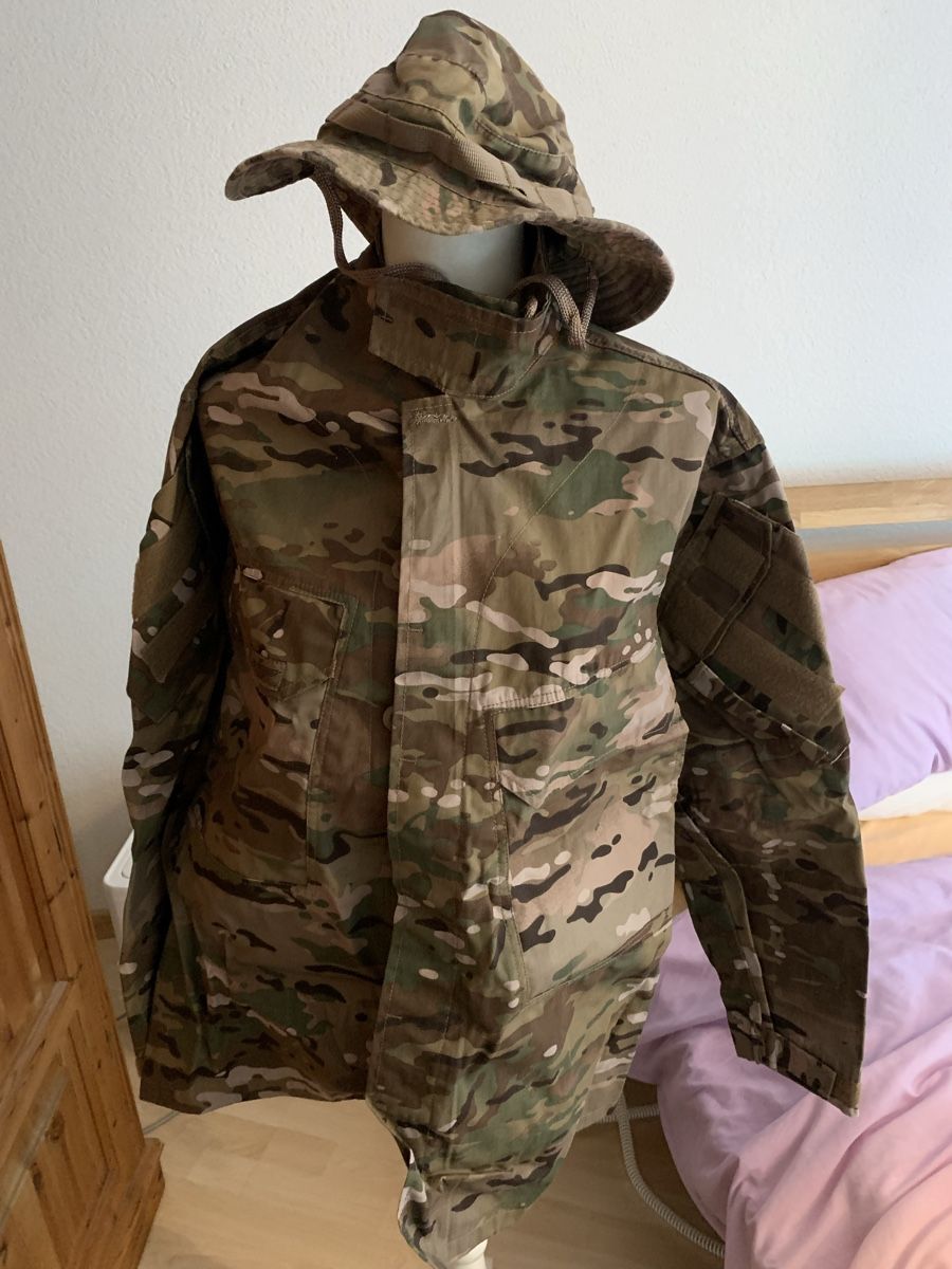 US Army Uniformi: Combat Uniform multicam – Nuovo (secondo la descrizione) da Leuggern venduto da fab_s72v