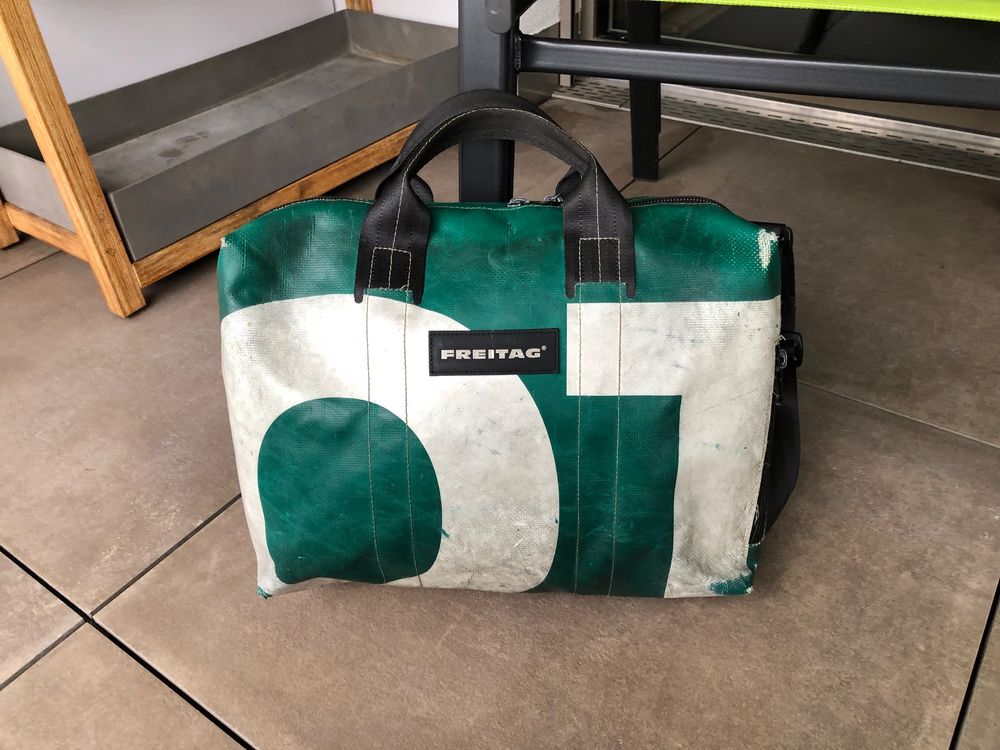 Freitag Laptop Tasche (Gebraucht) in Ebikon für CHF 44 – mit Lieferung ...