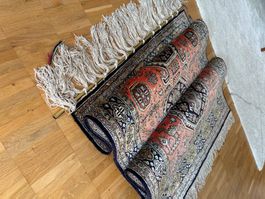 Tapis d’orient en soie finement nouée