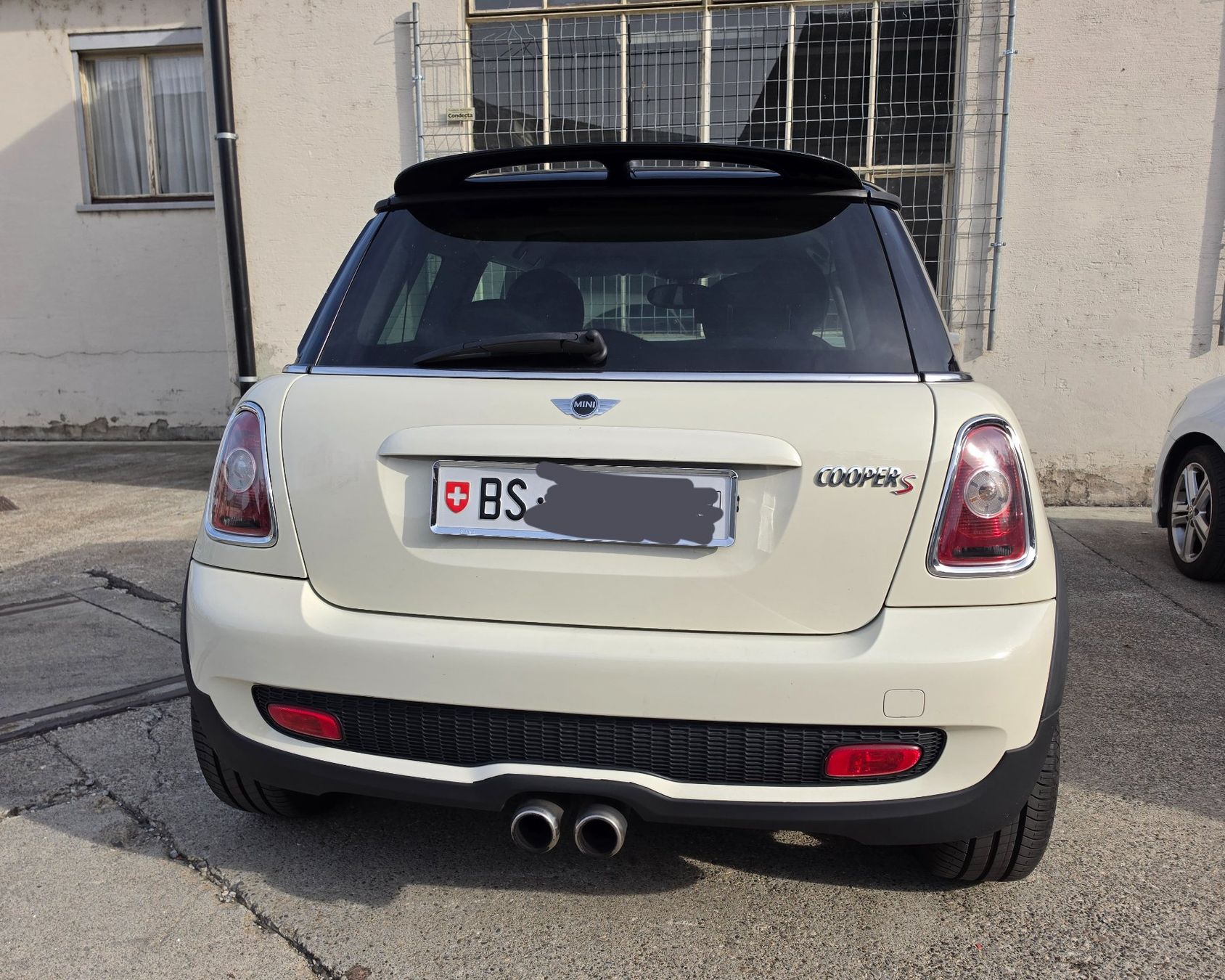 Mini Autos: Mini Cooper S – D'occasion à Basel par Aspira 2