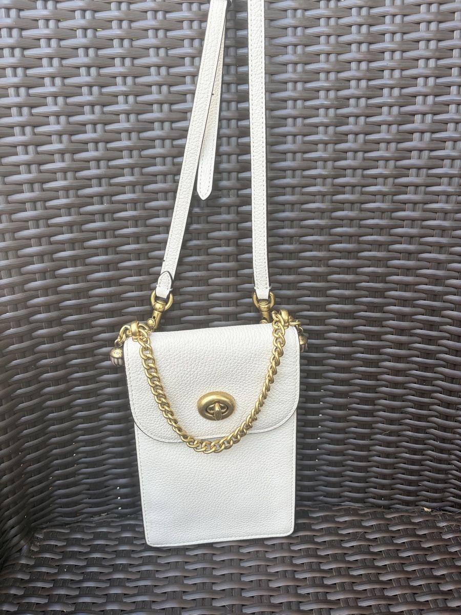 Coach Sacs femmes: Handtasche Coach weiss Leder  – D'occasion à Oberiberg par tschalunbiker 1