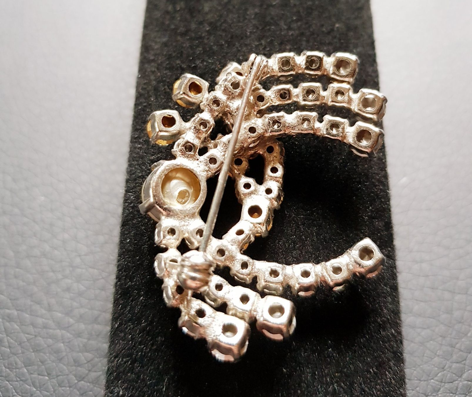 Spille & Fermagli: Brosche Blingbling – Usato da Wald ZH venduto da Silena02 1