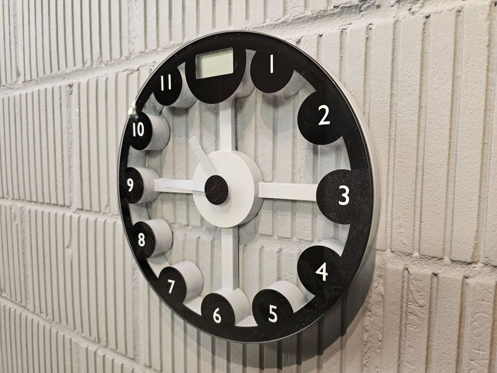 IKEA Anten 2010 Combi Clock-Scale Personenwaage & Wanduhr (Gebraucht ...