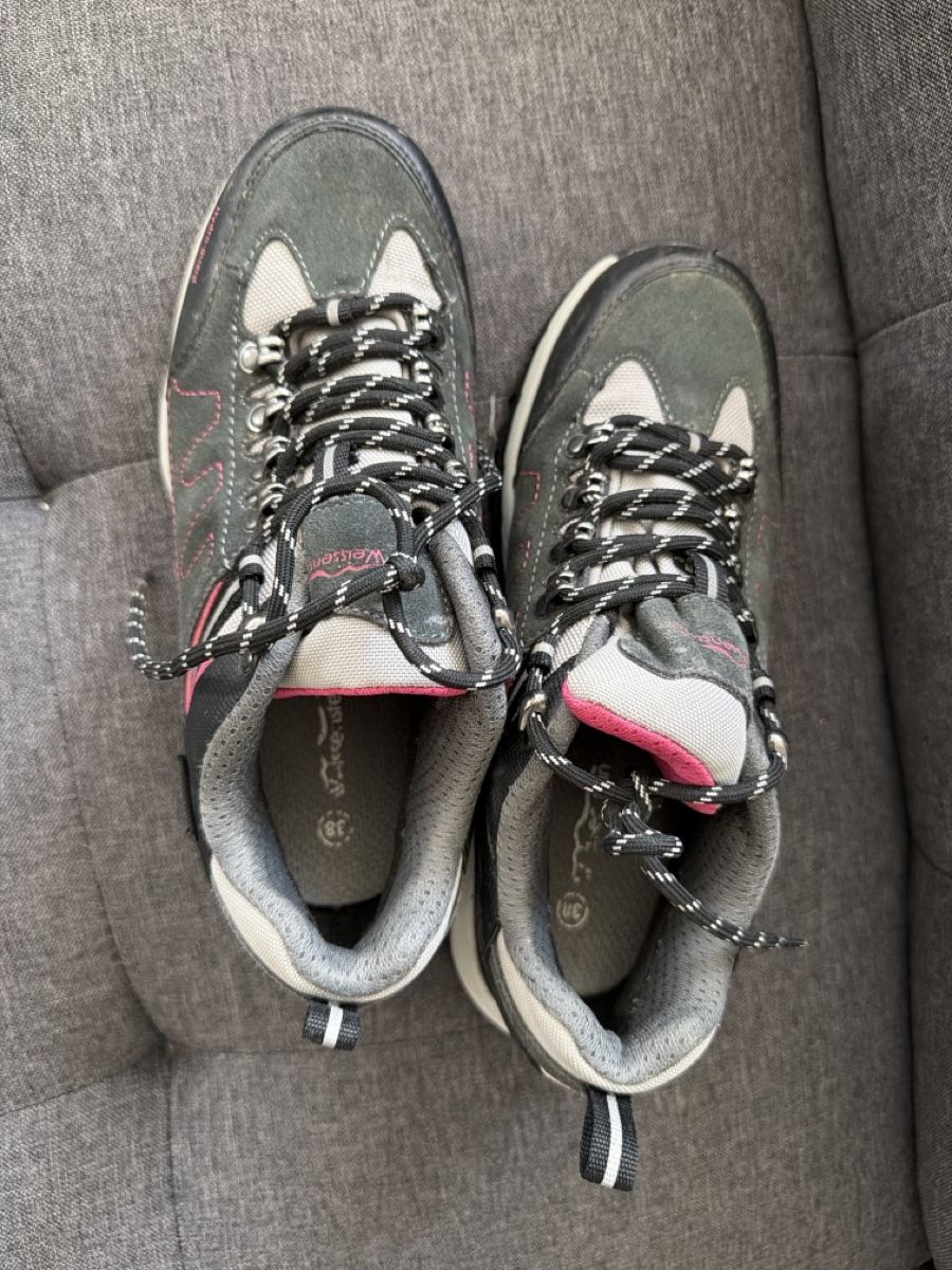 Herrenschuhe: Chaussures de randonne – Gebraucht aus Hittnau von Pat_yl7f 1