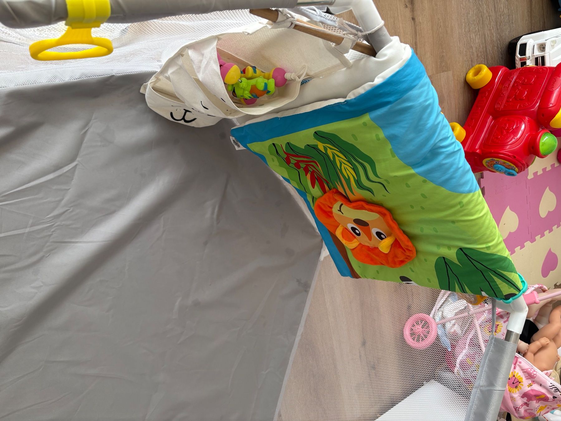 Box & Barriere di sicurezza: Laufstall mit Zubehör – Usato da Ganterschwil venduto da pau_x9lf 3