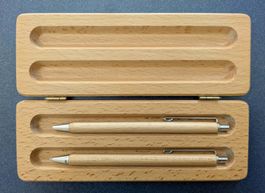 Holzstift-Schatulle aus Buchenholz aufklappbar!