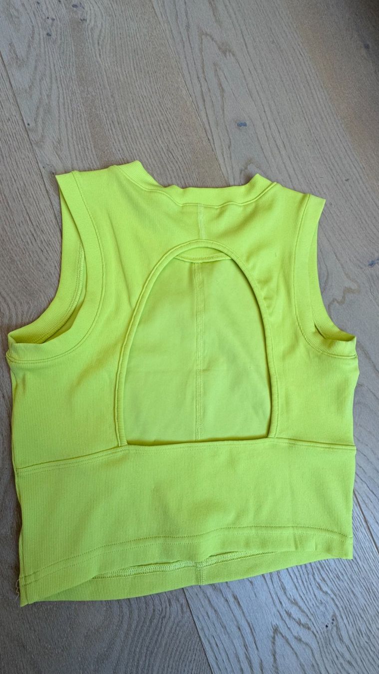 Gymshark Tops: GYMSHARK Top,  Gr. XS – Gebraucht aus Siebnen von Trans-Am 3
