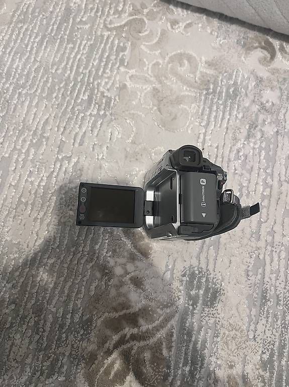 Videocamere: Sony Handycam DCR-HC17E – Usato da Spreitenbach venduto da env_tk78 2