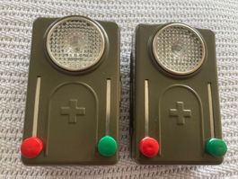 2 Taschenlampen der Schweizer Armee der Marke ELVES von 1978