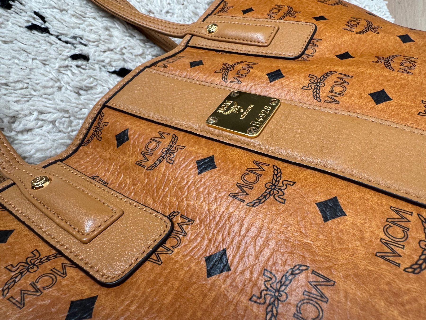 Mcm Borse da donna: Original MCM Liz Wendeshopper In Visetos – Usato da Buchs ZH venduto da crazyhandbaggirl123 6