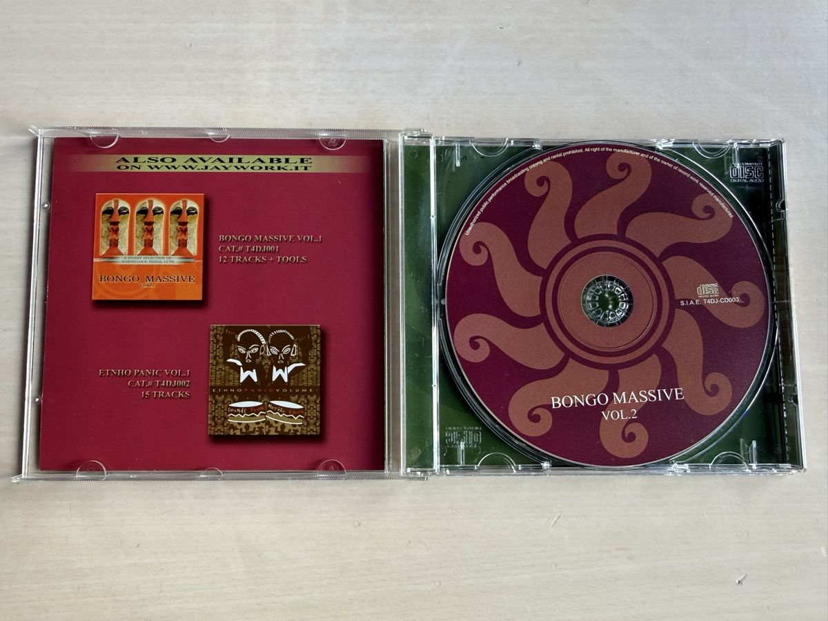 CD: Bongo Massive Vol.2 CD - Second Selection – Usato da Oberried Brienz venduto da Chyara 2