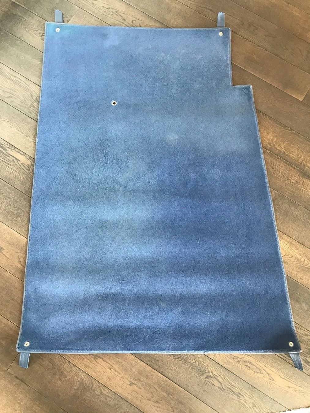 Boesch Barche: Bootsteppich zu Boesch-Boot – Usato da Merligen venduto da boesch22