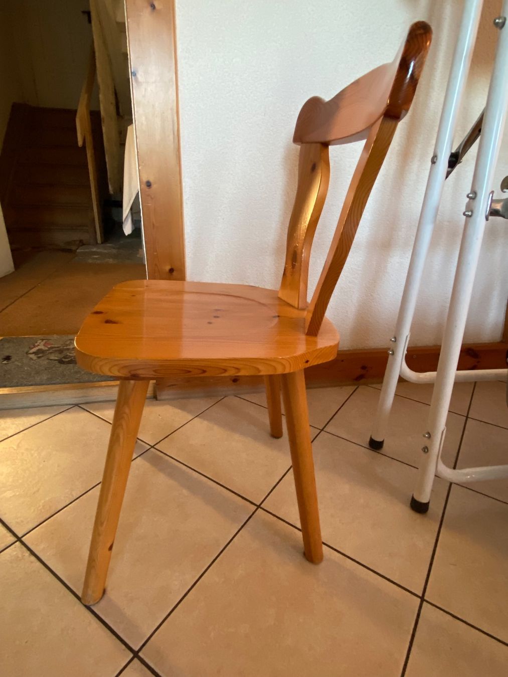 Set di tavolo e panche: Esstisch mit vier Stühlen – Usato da Eschlikon TG venduto da ArtRec 3